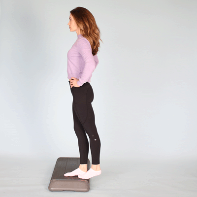 تقویت عضلات پاشنه پا به پیشگیری از بروز آسیب در کف پا کمک می‌کند