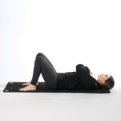 با تقویت عضلات پشت و شکم از بروز آسیب‌های زیادی پیشگیری می‌شود